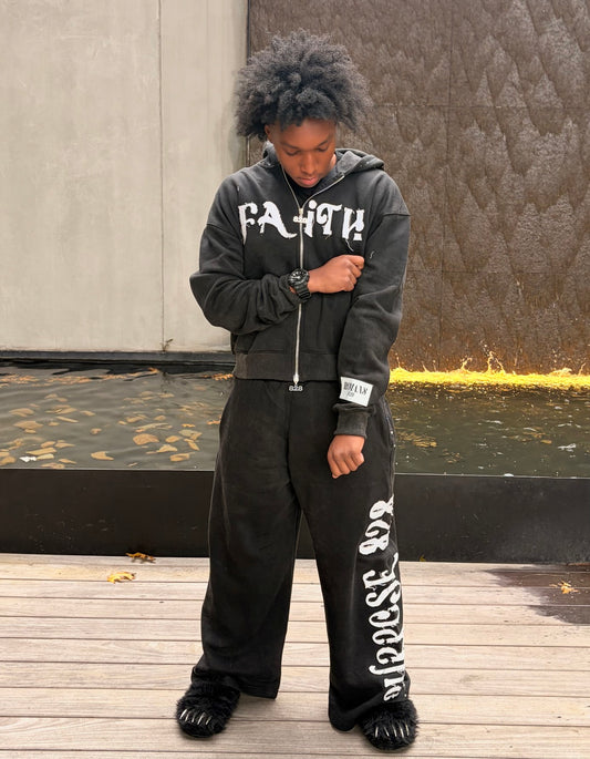 BLACK FAITH SWEATSUIT